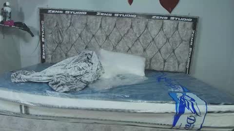 Snapshot of girlshot69z chatting on 03-01-26, 03:52 girlshot69z online show from 03-01-26, 03:52