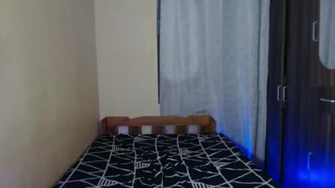 Mynameisenise online show from 12-01-24, 04:29