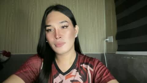 Snapshot of girlthatuneedrhainexxx chatting on 07-16-26, 06:14 RHAINEEE online show from 07-16-26, 06:14