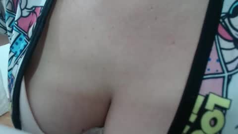 Snapshot of girlvictoria chatting on 10-30-25, 05:13 Victoria online show from 10-30-25, 05:13