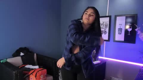 Snapshot of giselamaru chatting on 03-04-25, 07:54 online show from 03-04-25, 07:54