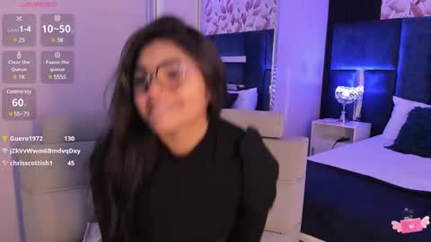 Snapshot of giselamaru chatting on 03-09-25, 12:31 online show from 03-09-25, 12:31