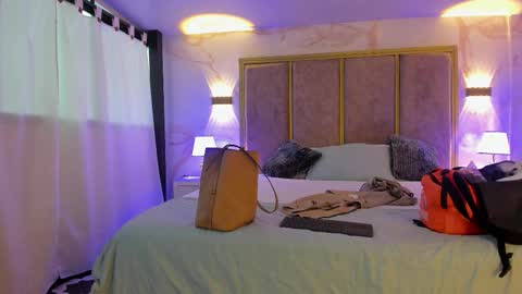 Snapshot of giselamaru chatting on 09-21-25, 11:45 online show from 09-21-25, 11:45