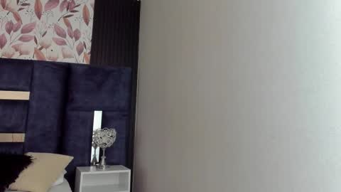 Snapshot of giselamaru chatting on 10-01-25, 10:10 online show from 10-01-25, 10:10