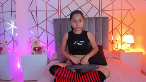 GISELLE ROLDAN online show from 02-12-25, 11:40