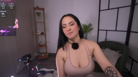 Giselle online show from 04-03-26, 05:55