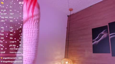 Snapshot of gissell01 chatting on 01-07-25, 06:16 Gigi online show from 01-07-25, 06:16