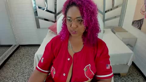 Gisselle online show from 05-21-26, 04:03