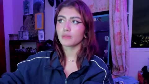 Snapshot of giulietta_mon chatting on 12-02-24, 03:58 Giulietta online show from 12-02-24, 03:58