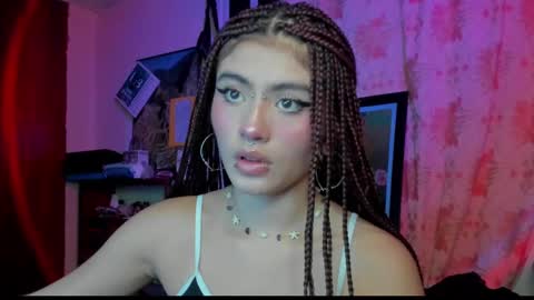 Snapshot of giulietta_mon chatting on 12-22-24, 04:28 Giulietta online show from 12-22-24, 04:28