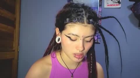 Snapshot of giulietta_mon chatting on 03-19-26, 03:10 Giulietta online show from 03-19-26, 03:10