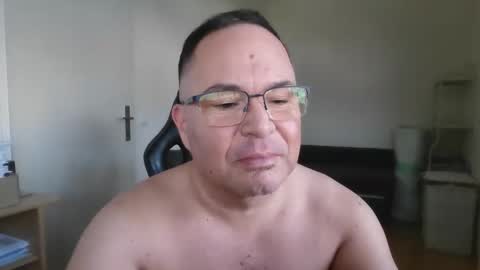 giulio203 online show from 03-08-26, 01:04