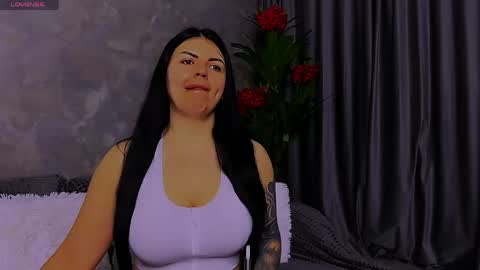 Giulia online show from 05-21-26, 02:51