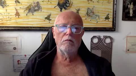 giutomma930394 online show from 04-19-26, 04:50