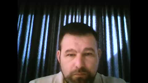 Snapshot of gjleeke chatting on 02-01-25, 09:00 guzz online show from 02-01-25, 09:00