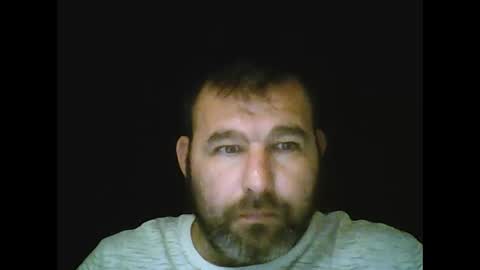 Snapshot of gjleeke chatting on 09-26-25, 09:30 guzz online show from 09-26-25, 09:30