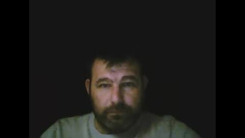 Snapshot of gjleeke chatting on 11-12-25, 10:52 guzz online show from 11-12-25, 10:52