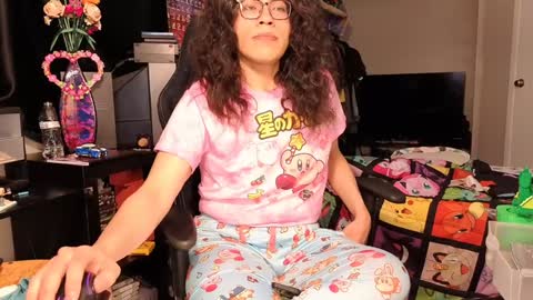 glaceon9 online show from 02-01-25, 12:18