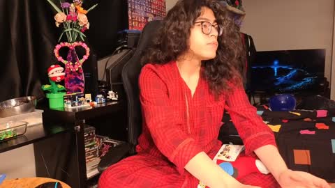 glaceon9 online show from 02-03-25, 07:29