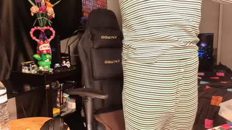 glaceon9 online show from 02-07-25, 09:37