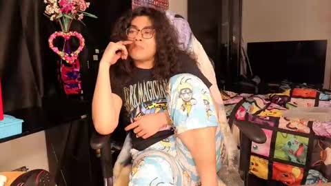 glaceon9 online show from 03-11-25, 07:47