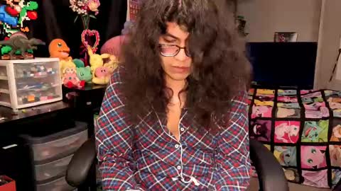 glaceon9 online show from 09-30-25, 02:22