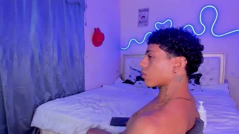 only for you bby  online show from 10-04-25, 10:52