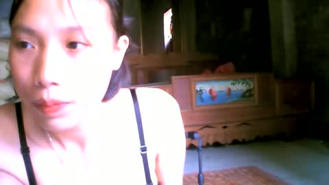 Snapshot of glass_ly chatting on 05-21-26, 06:20 glass_ly online show from 05-21-26, 06:20