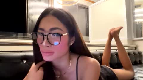 Snapshot of gleiahong chatting on 04-26-26, 02:26 gleiahong online show from 04-26-26, 02:26