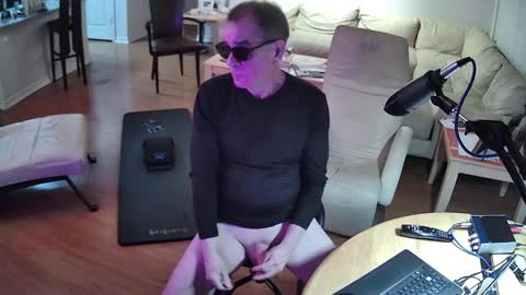 glennbitch online show from 02-20-25, 03:45