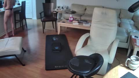 glennbitch online show from 12-04-25, 04:05