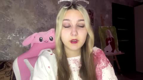 Kelly online show from 04-20-26, 12:41