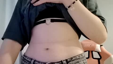 Juliet online show from 05-29-26, 02:15