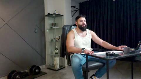 Matthew .. for short call me Matt online show from 12-21-24, 03:09