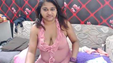 Snapshot of glitter_candy chatting on 02-26-25, 11:15 glitter candy online show from 02-26-25, 11:15