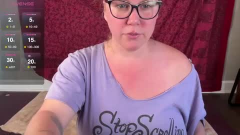 Snapshot of glitterkitty_108 chatting on 11-02-25, 02:08 GlitterKitty 108 online show from 11-02-25, 02:08