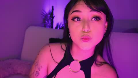 Mimi online show from 03-31-26, 09:48