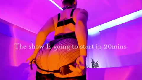 Snapshot of gloomydoll chatting on 05-09-26, 10:04 Mimi online show from 05-09-26, 10:04