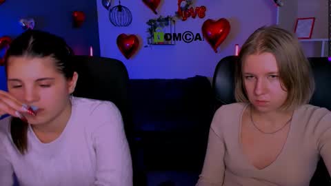 Snapshot of gloria_bubble chatting on 02-12-26, 08:48 your dream online show from 02-12-26, 08:48