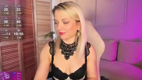 Snapshot of gloria_lovely chatting on 01-09-25, 10:52 Gloria online show from 01-09-25, 10:52