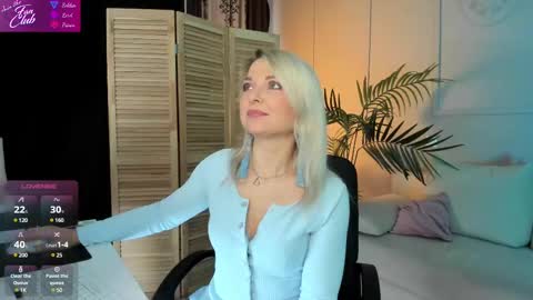 Snapshot of gloria_lovely chatting on 03-04-25, 10:57 Gloria online show from 03-04-25, 10:57