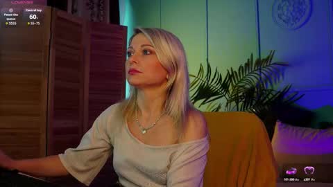 Snapshot of gloria_lovely chatting on 09-09-25, 10:59 Gloria online show from 09-09-25, 10:59