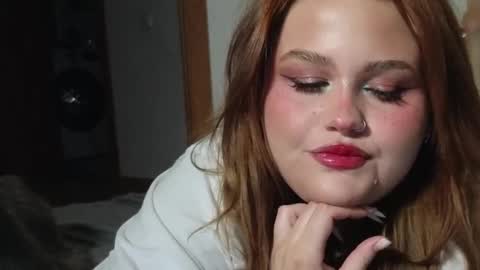 Snapshot of gloria_thomas chatting on 02-21-26, 03:35 gloria_thomas online show from 02-21-26, 03:35