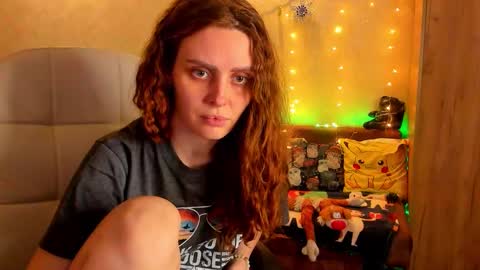 Snapshot of gloria_wood chatting on 01-02-25, 10:01 Gloria Wood online show from 01-02-25, 10:01