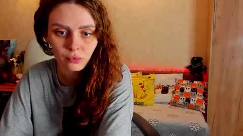 Snapshot of gloria_wood chatting on 01-19-25, 08:19 Gloria Wood online show from 01-19-25, 08:19