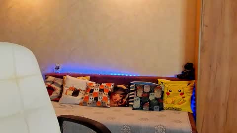 Snapshot of gloria_wood chatting on 01-26-25, 05:55 Gloria Wood online show from 01-26-25, 05:55