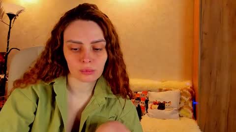 Snapshot of gloria_wood chatting on 03-05-25, 03:29 Gloria Wood online show from 03-05-25, 03:29