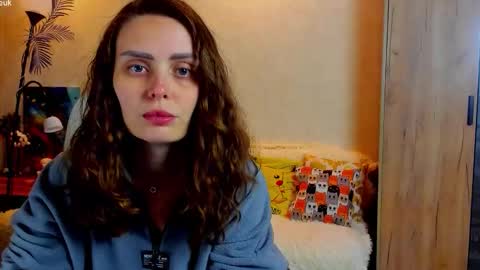 Snapshot of gloria_wood chatting on 09-30-25, 05:40 Gloria Wood online show from 09-30-25, 05:40