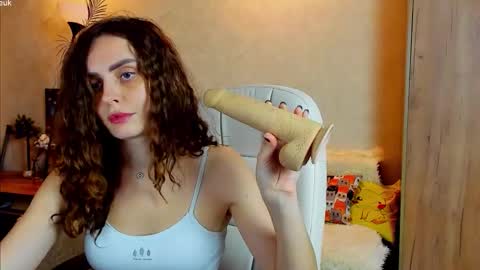 Snapshot of gloria_wood chatting on 11-09-25, 07:12 Gloria Wood online show from 11-09-25, 07:12