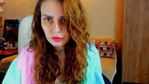 Gloria Wood online show from 06-11-26, 06:50